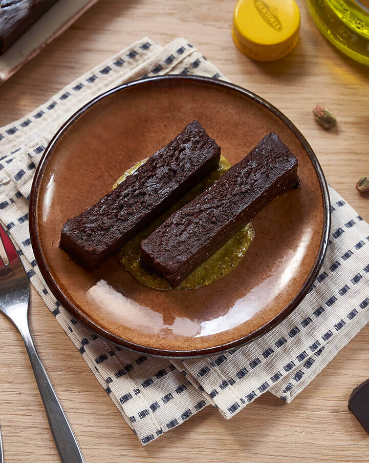 Chocolate & Pistachio Cream Dessert with Olive Oil