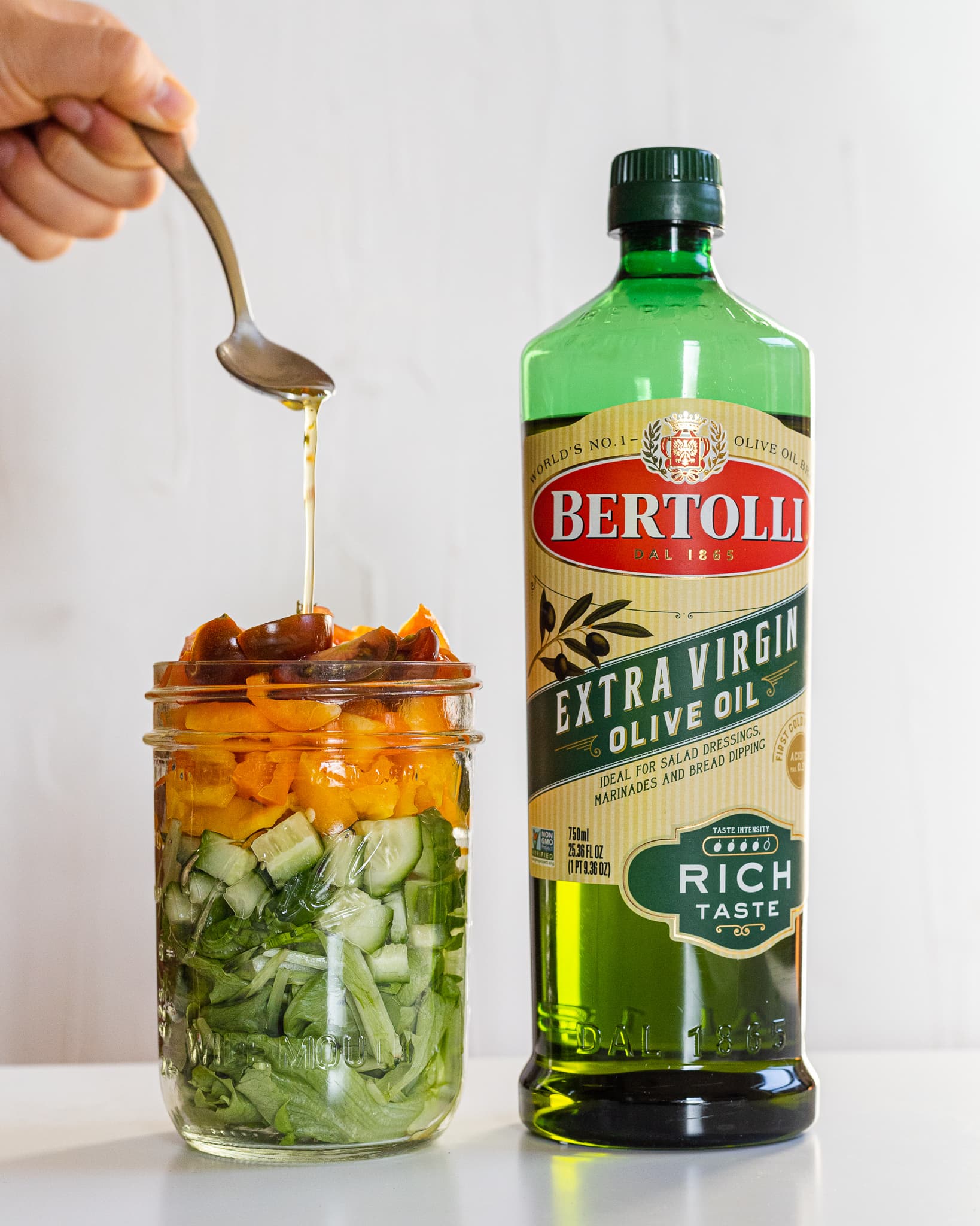 4 Tips for Keeping Olive Oil Super Fresh